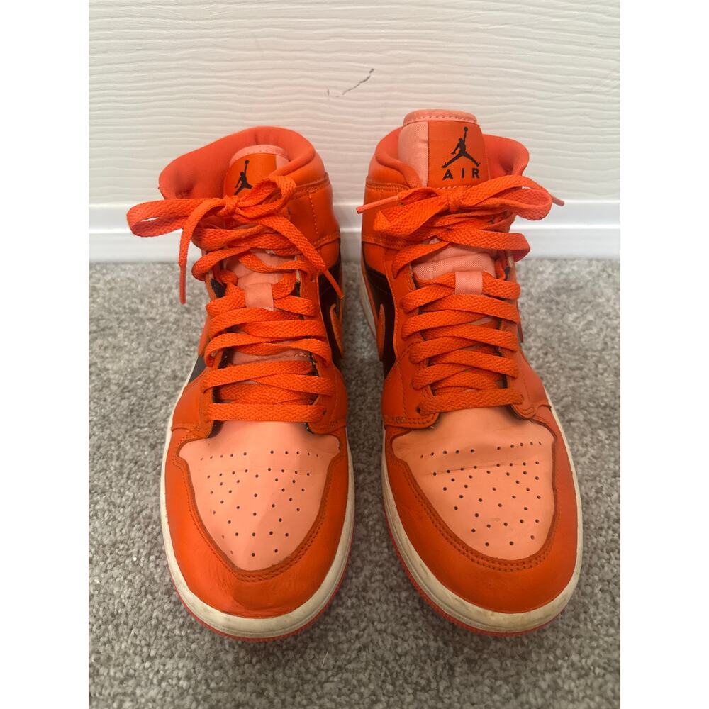 Nike Air Jordan 1 Mid SE 'Rush Orange' Women's Midtop Sneaker, sz 9.5 - Picture 3 of 8